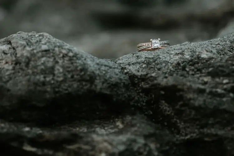 ring on the rock
