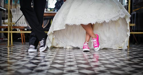 80 Best First Dance Songs for Your Dream Wedding 